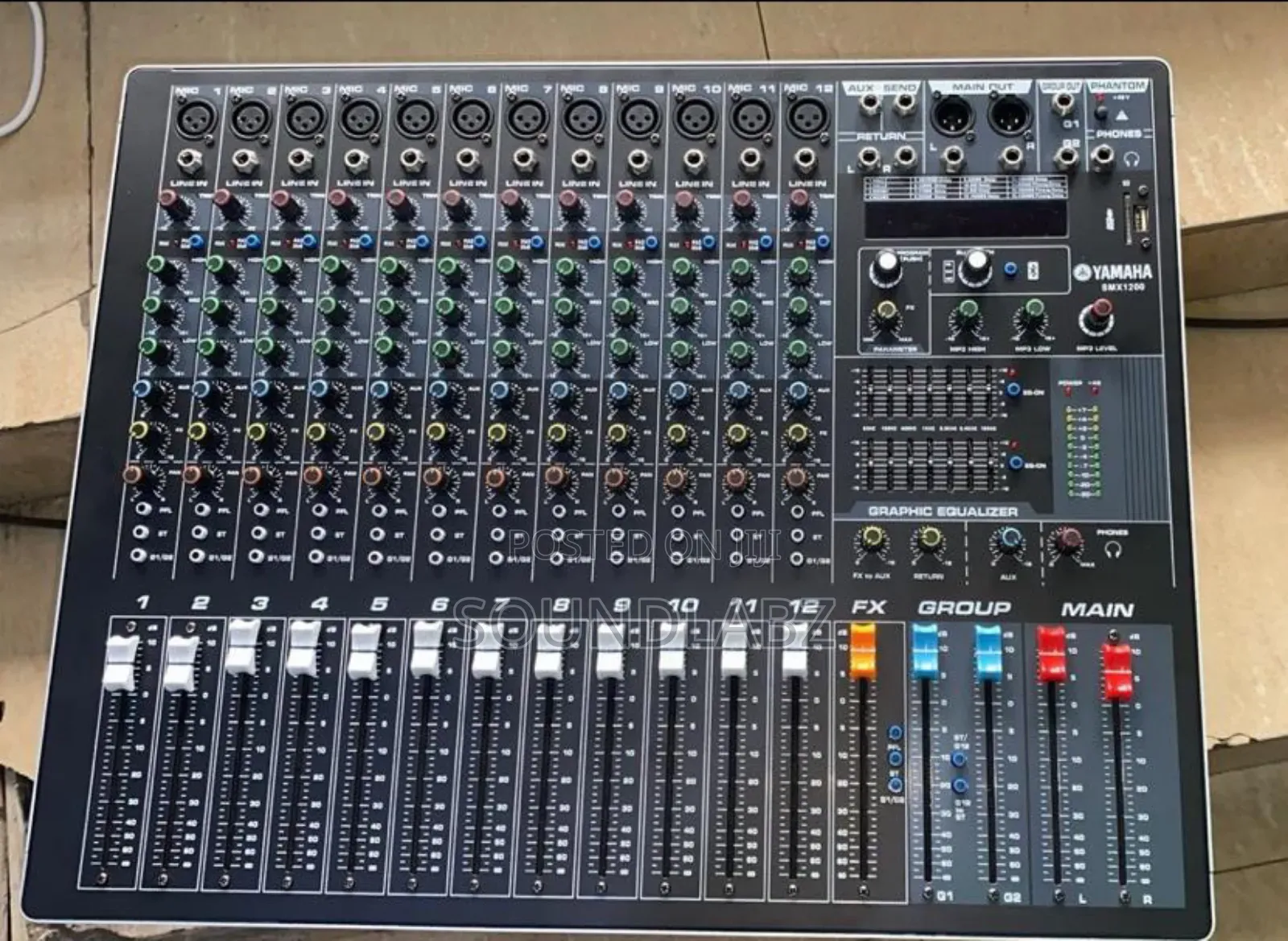Yamaha SMX-12 12-Channel Raw Mixer Console