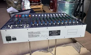 Yamaha SMX-12 12-Channel Raw Mixer Console