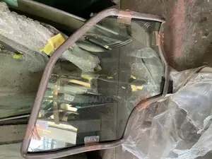 Range Rover Sports 2023 Door Glass