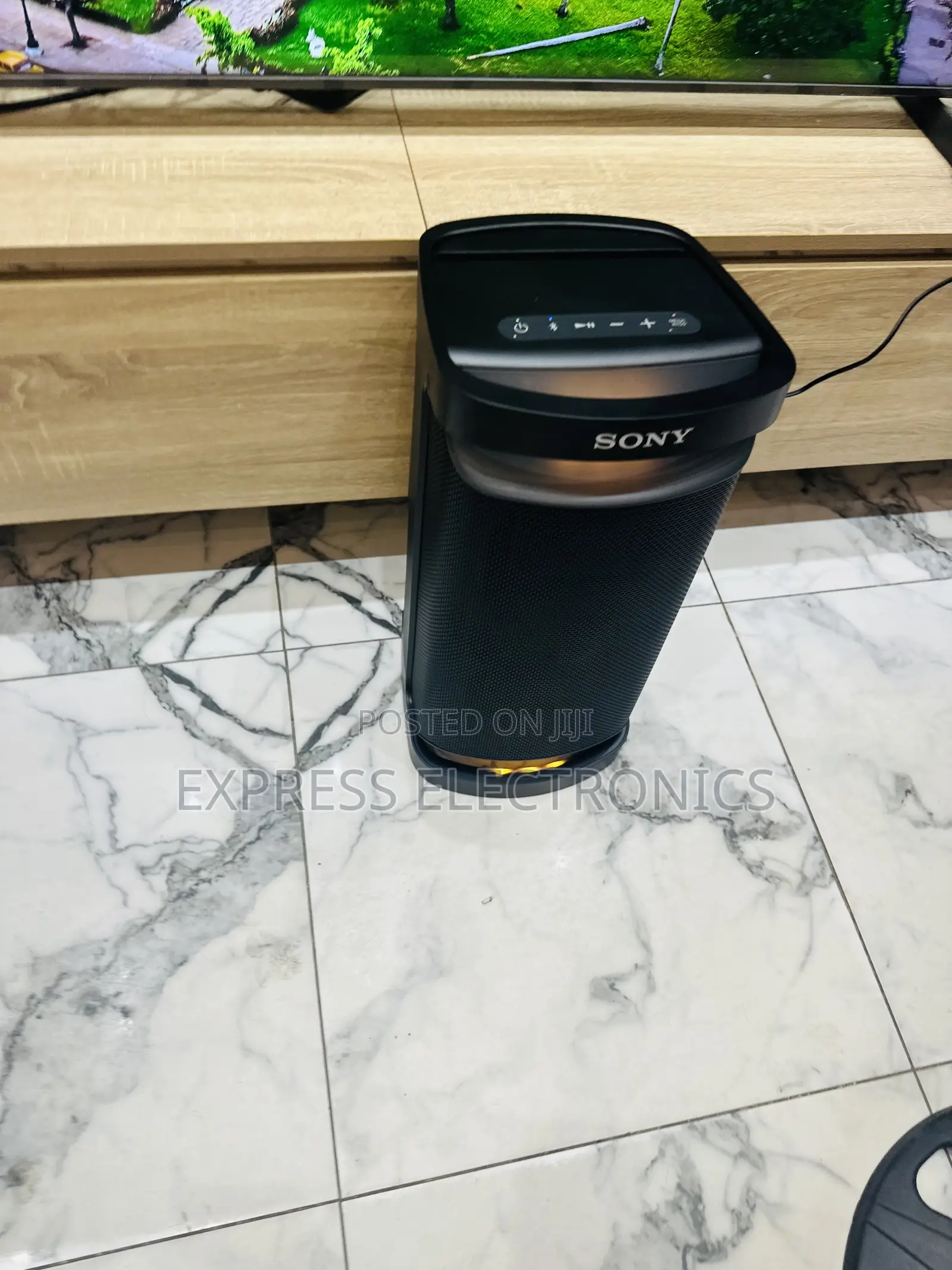 Available Now Sleek SRS Xp500 Speaker