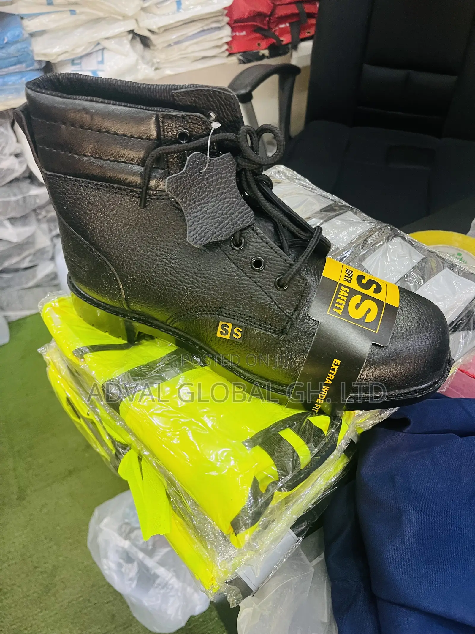 Safety Boot (Super Safety, Ss)