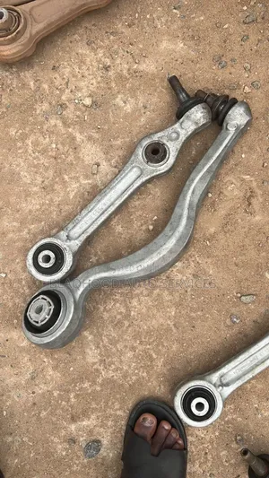 Benz C300 (4matic) Home Used LOWER ARM SET for Sale