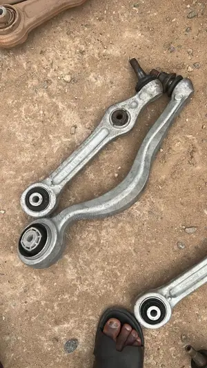 Benz C300 (4matic) Home Used LOWER ARM SET for Sale
