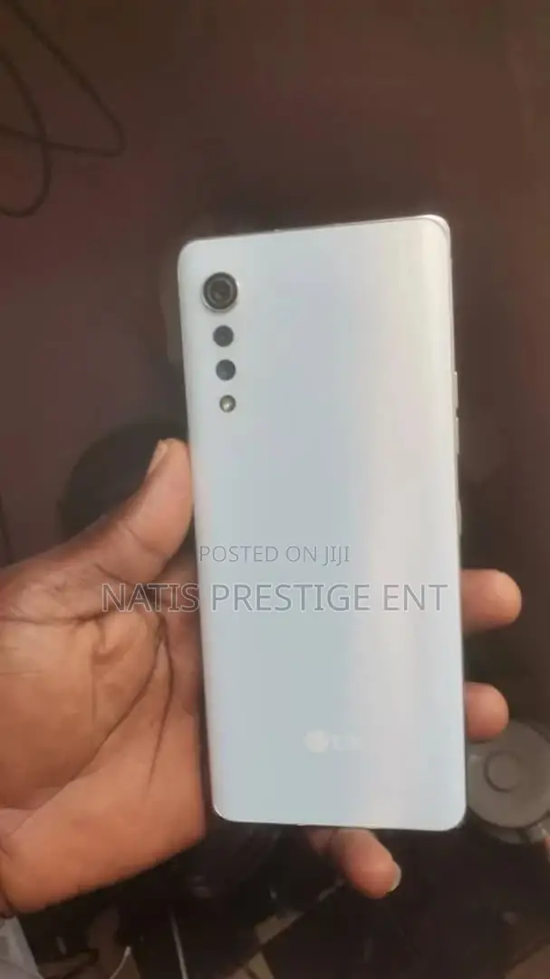 New LG Velvet 128 GB White
