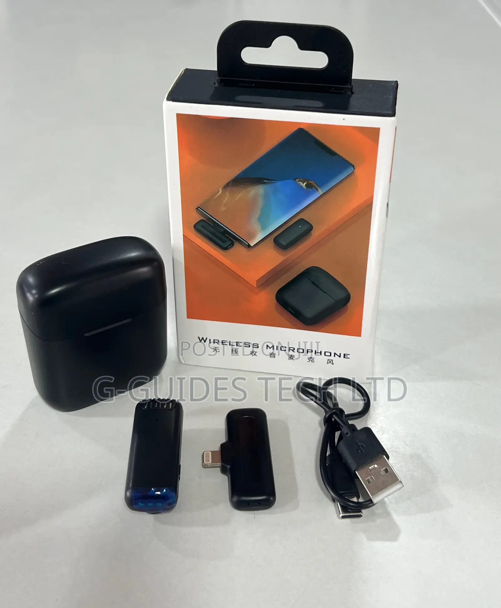 J11 iPhone Wireless Microphone With Charging Case
