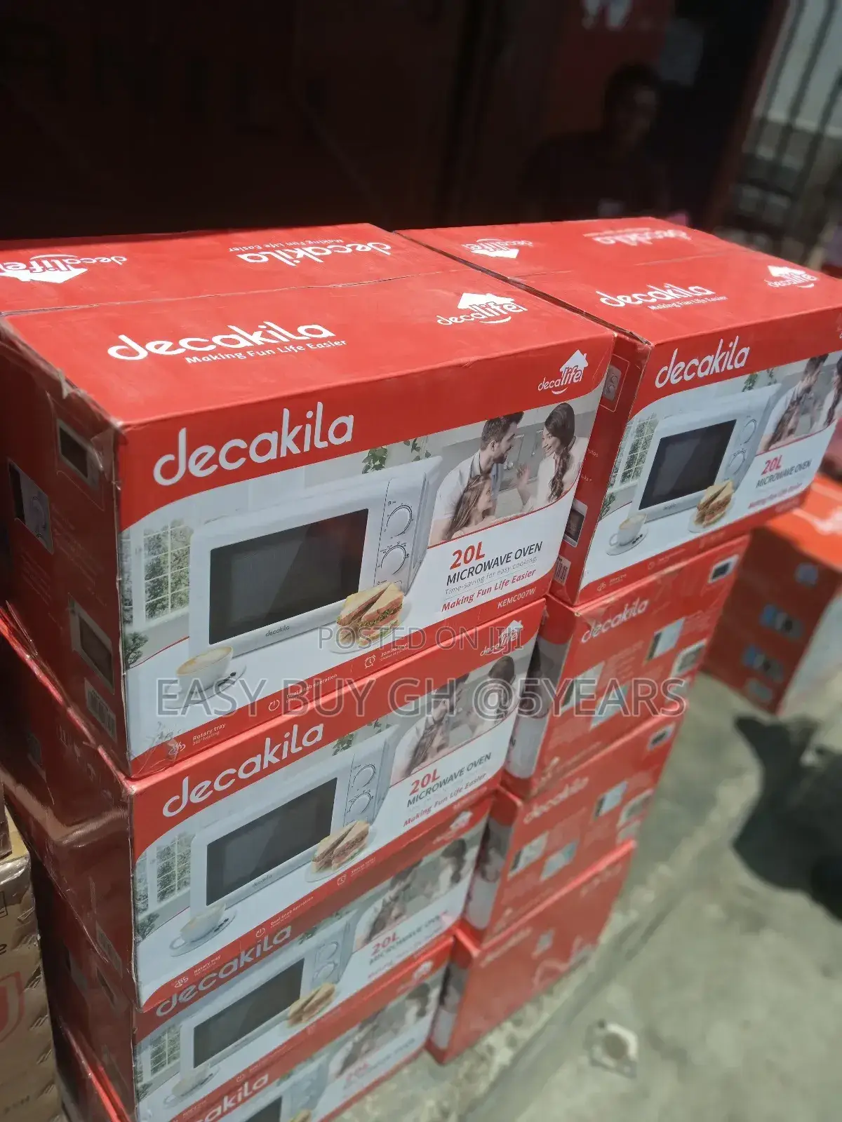 Microwave Oven Decakila 20L Time Saving for Easy Cooking.