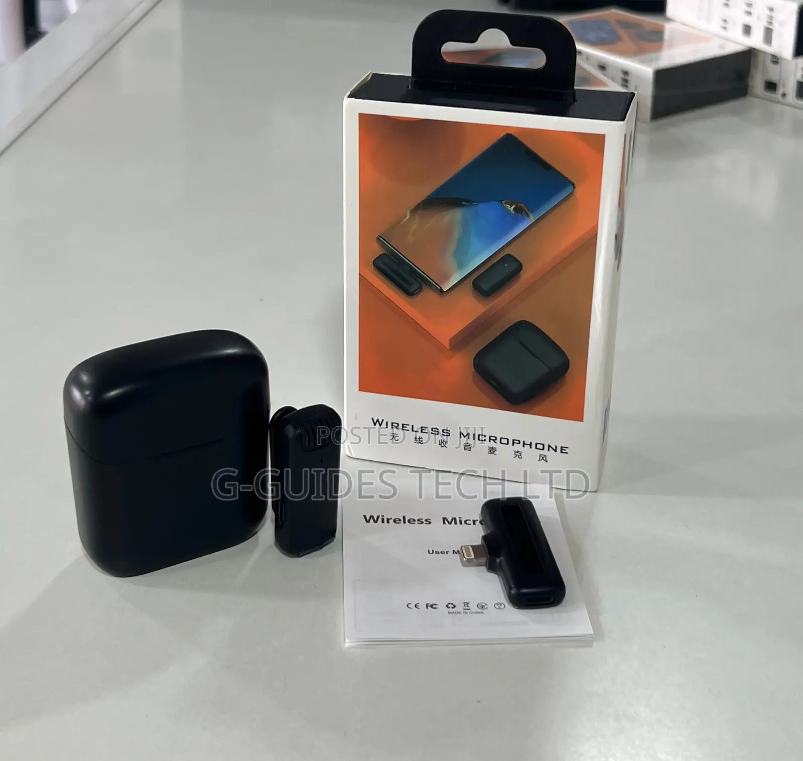 J11 iPhone Wireless Microphone With Charging Case