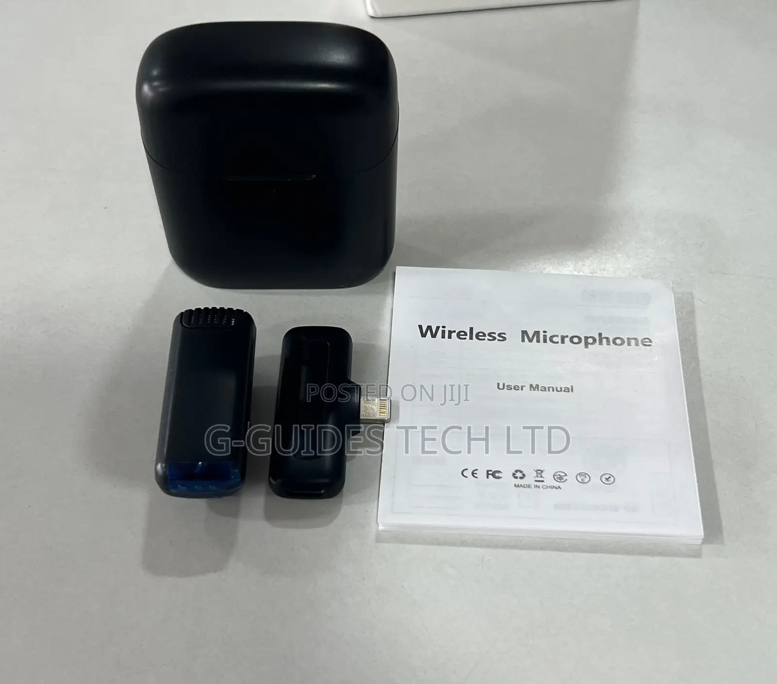J11 iPhone Wireless Microphone With Charging Case