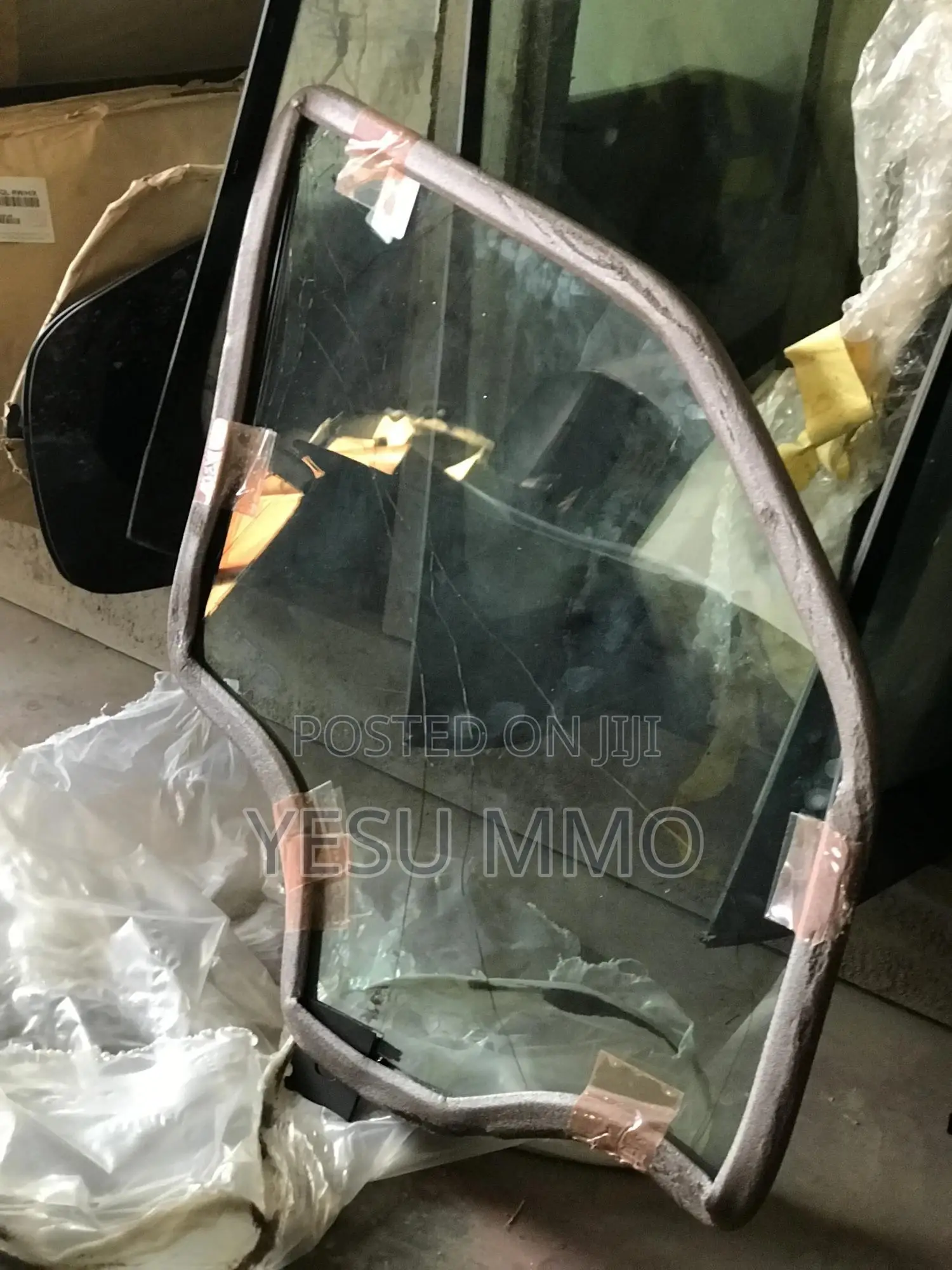 Ranger Rover Sports 23-24 Door Glass