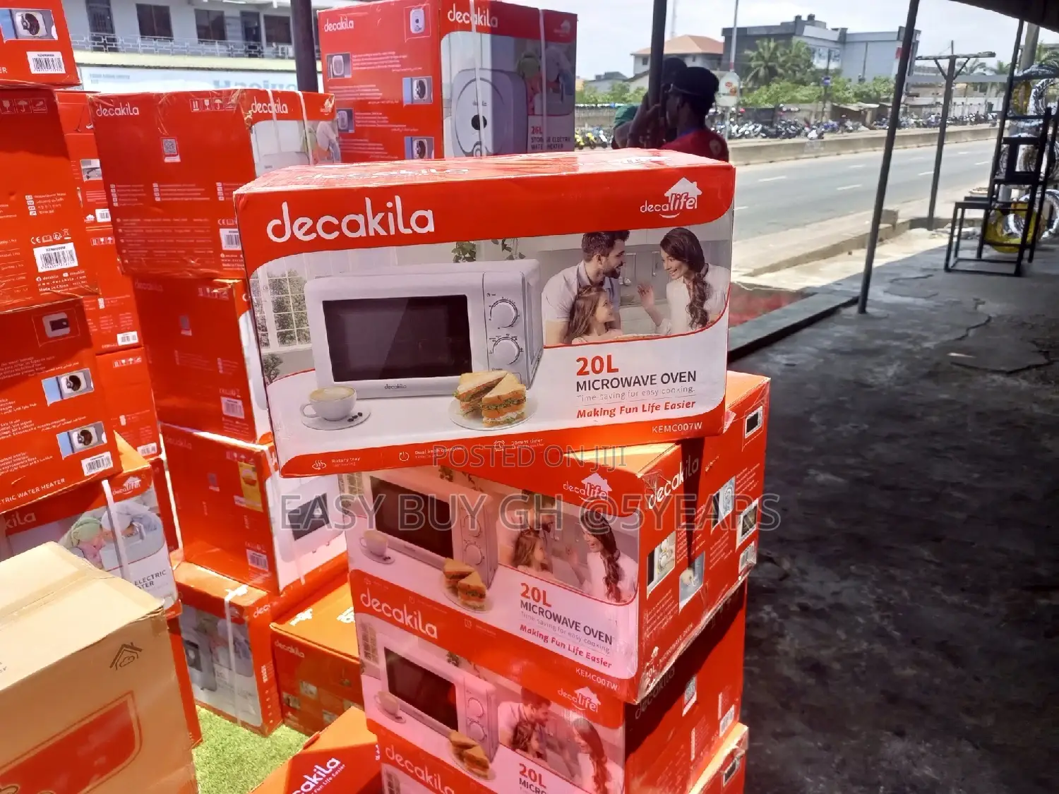 Comfortable Microwave Oven 20L Decakila Oven Affordable.