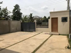 4bdrm Duplex in Oyarifa Junction, Accra Metropolitan for sale