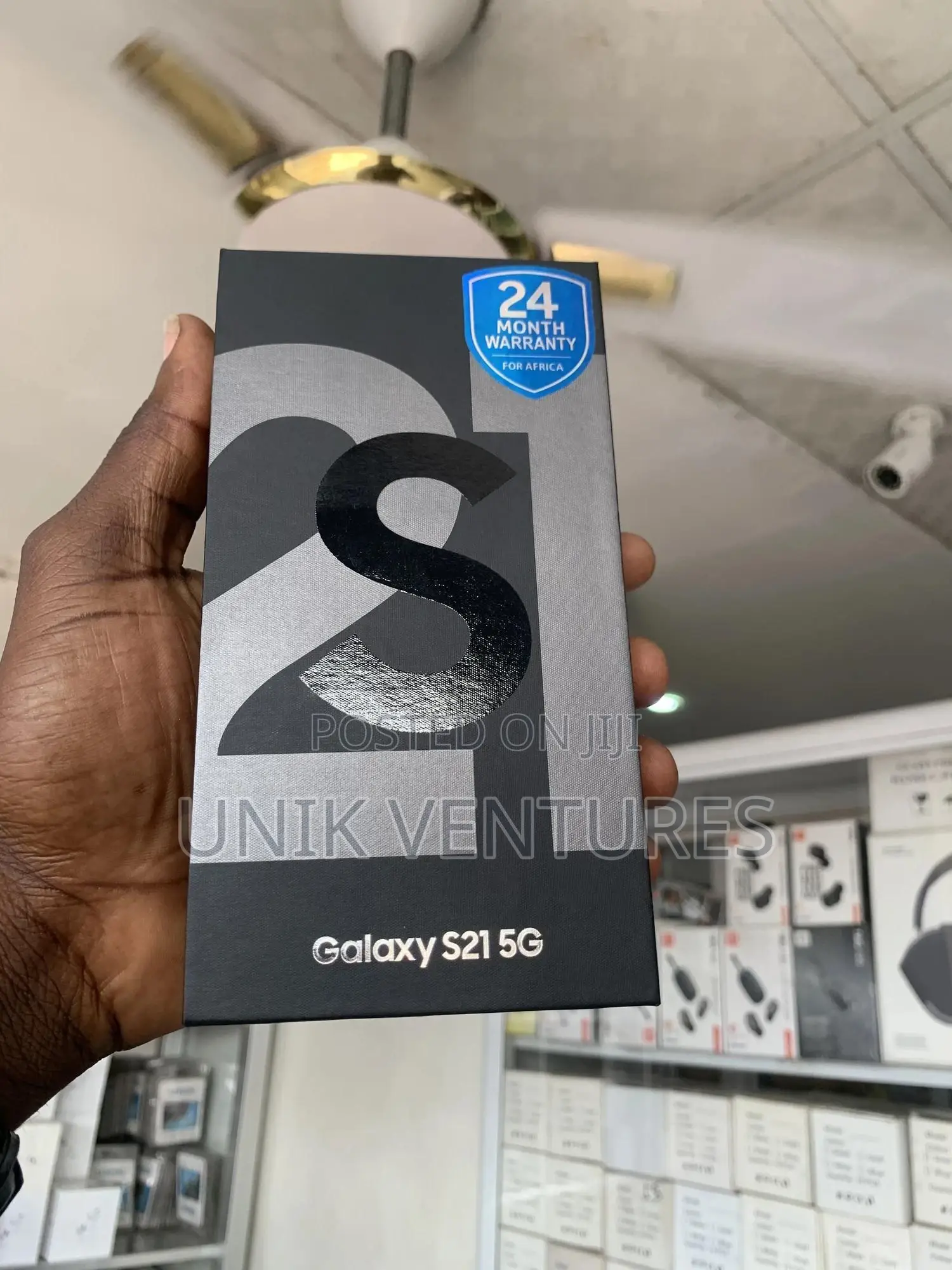 New Samsung Galaxy S21 5G 128 GB Black