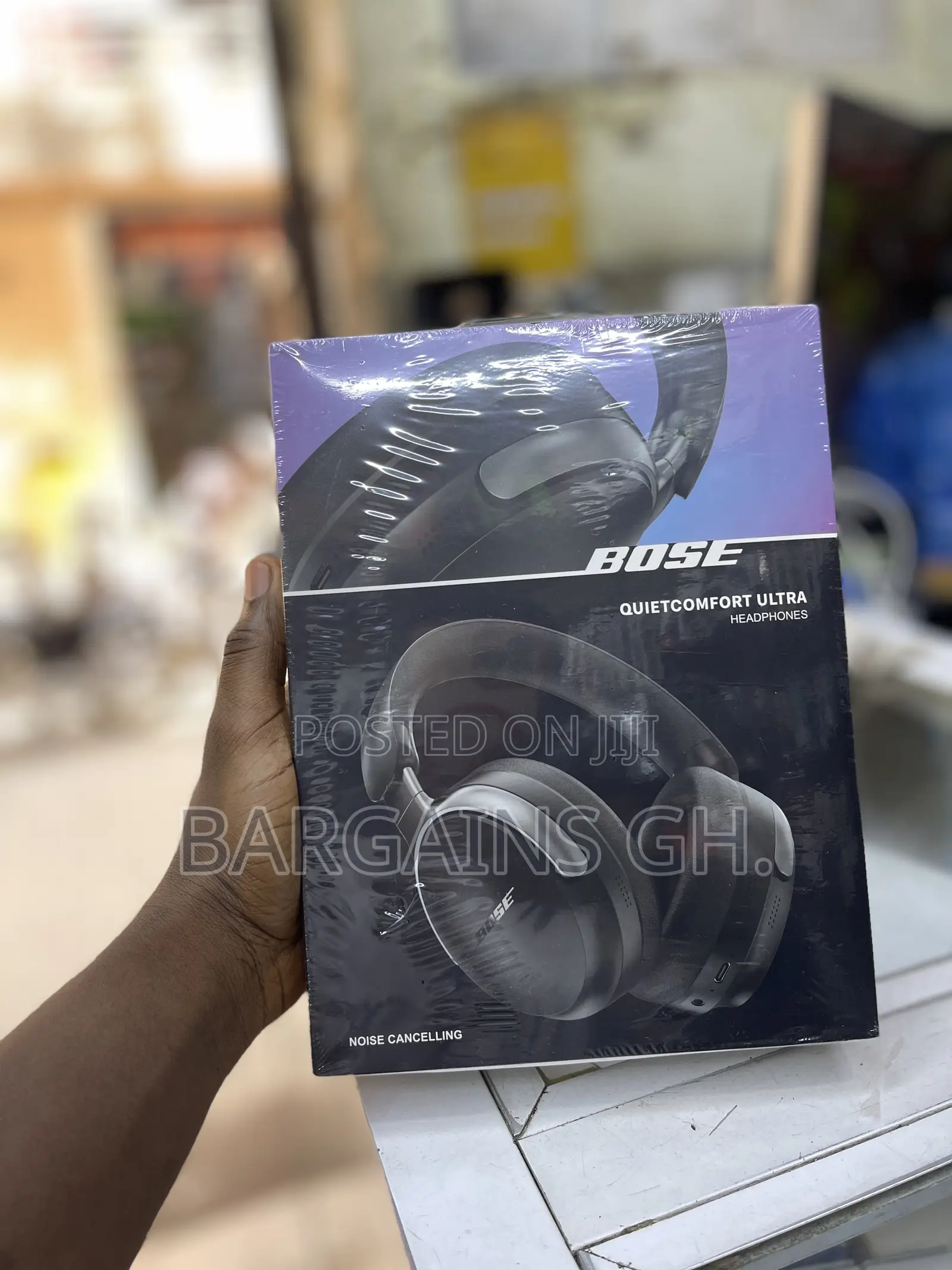 Bose Quiet Comfort Ultra Headphone With Protective Bag