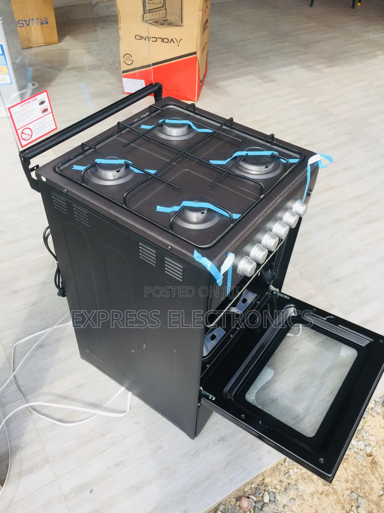 New Black Gas Oven 50/50 4burner