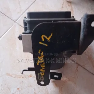 Sonata 2012 ABS Motor