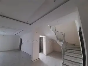 4bdrm House in Skm, Spintex for sale