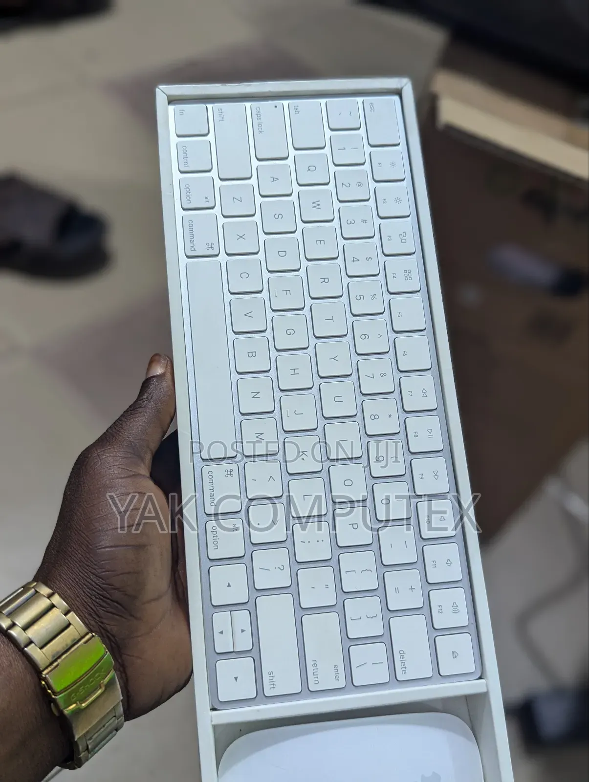 Apple Magic Keyboard and Mouse 2 Available Now