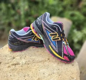 New Balance 1906 Neon Night