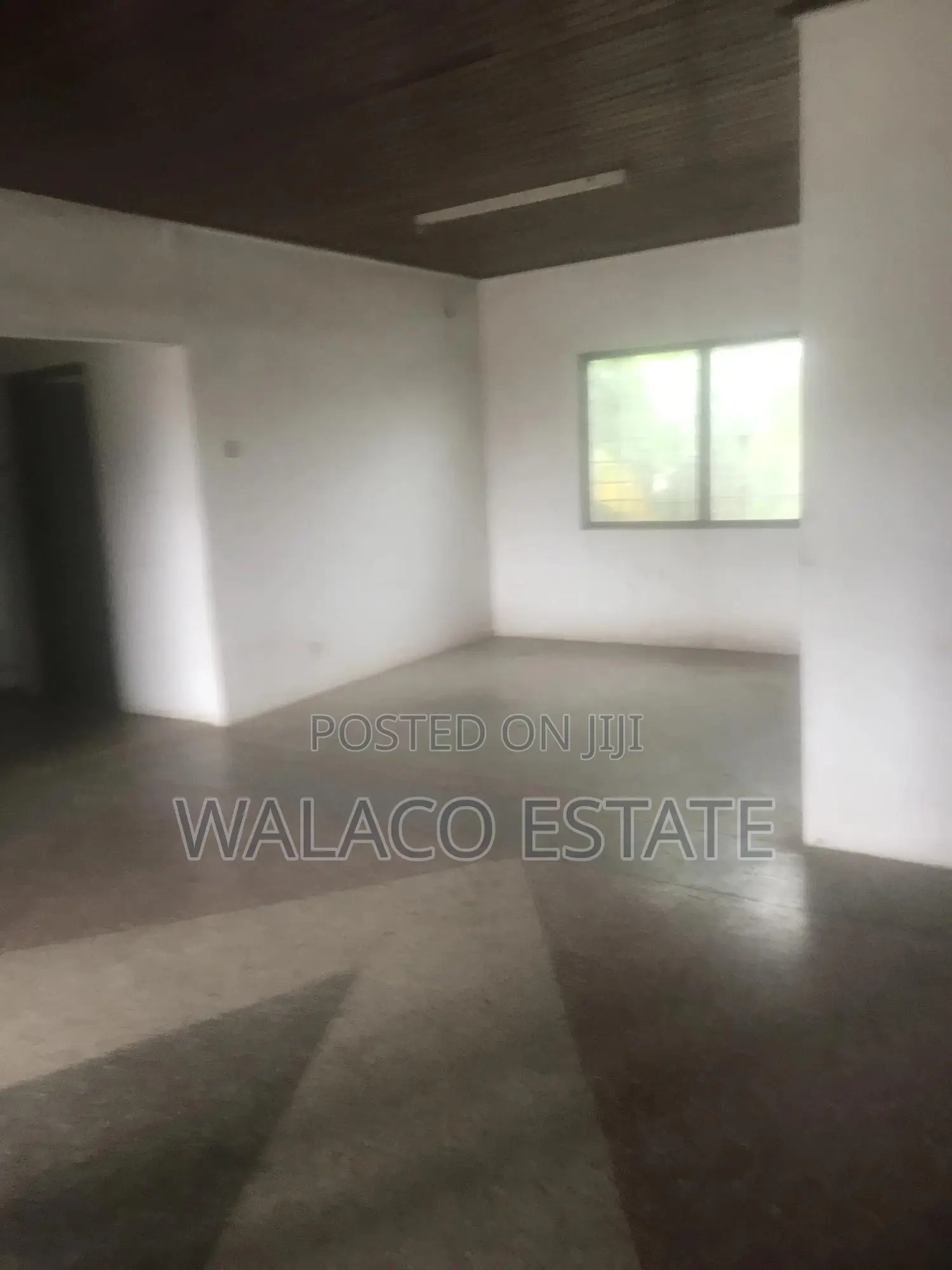 8bdrm Duplex in Walako Estate, Tesano for rent