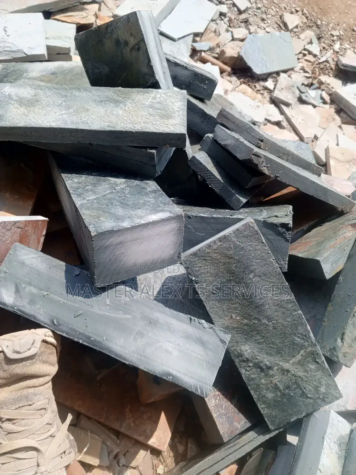 Gray Mabel Stones