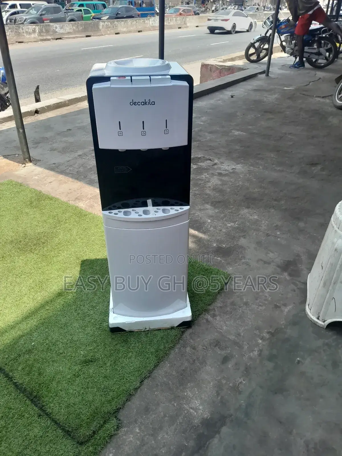 Decakila Brand New Water Dispenser