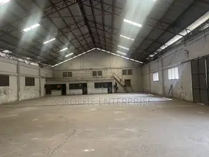 1300 SQM Warehouse + 6 Offices at Graphics Road