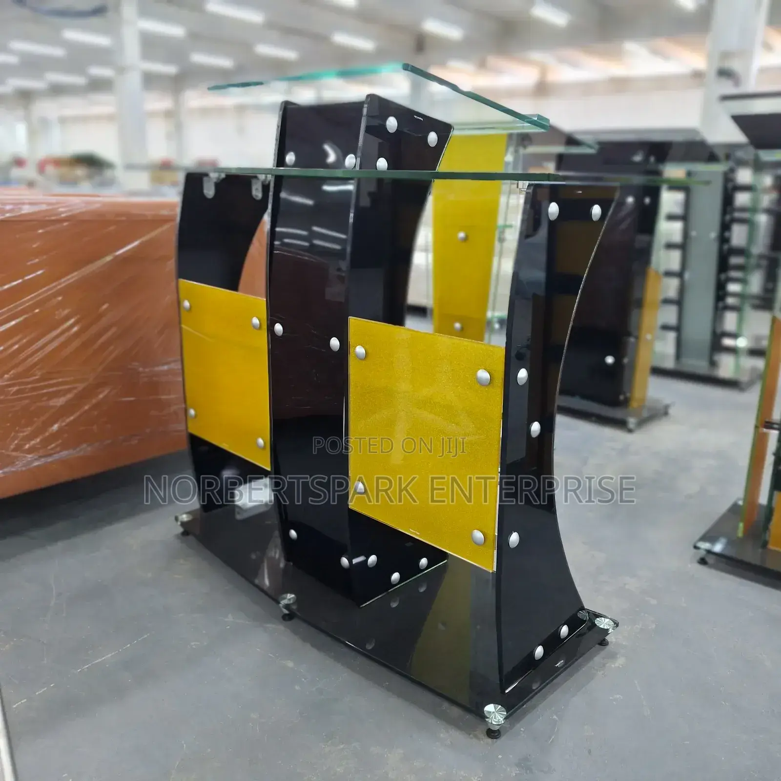 Glass Pulpit