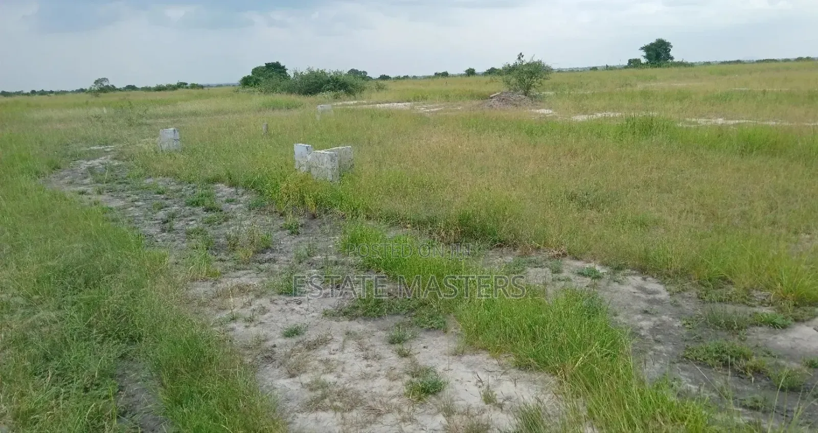 Estate Land at Discount Offer