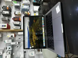 Laptop Apple MacBook Pro 2019 16GB Intel Core I5 SSD 512GB