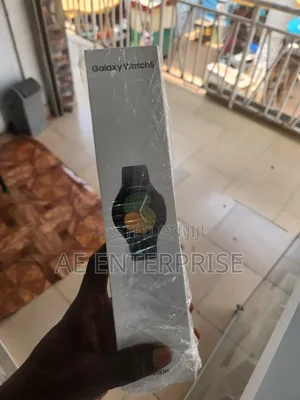 Sealed Samsung Watch5 40mm