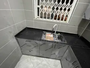 Kitchen Cabinets and Countertops