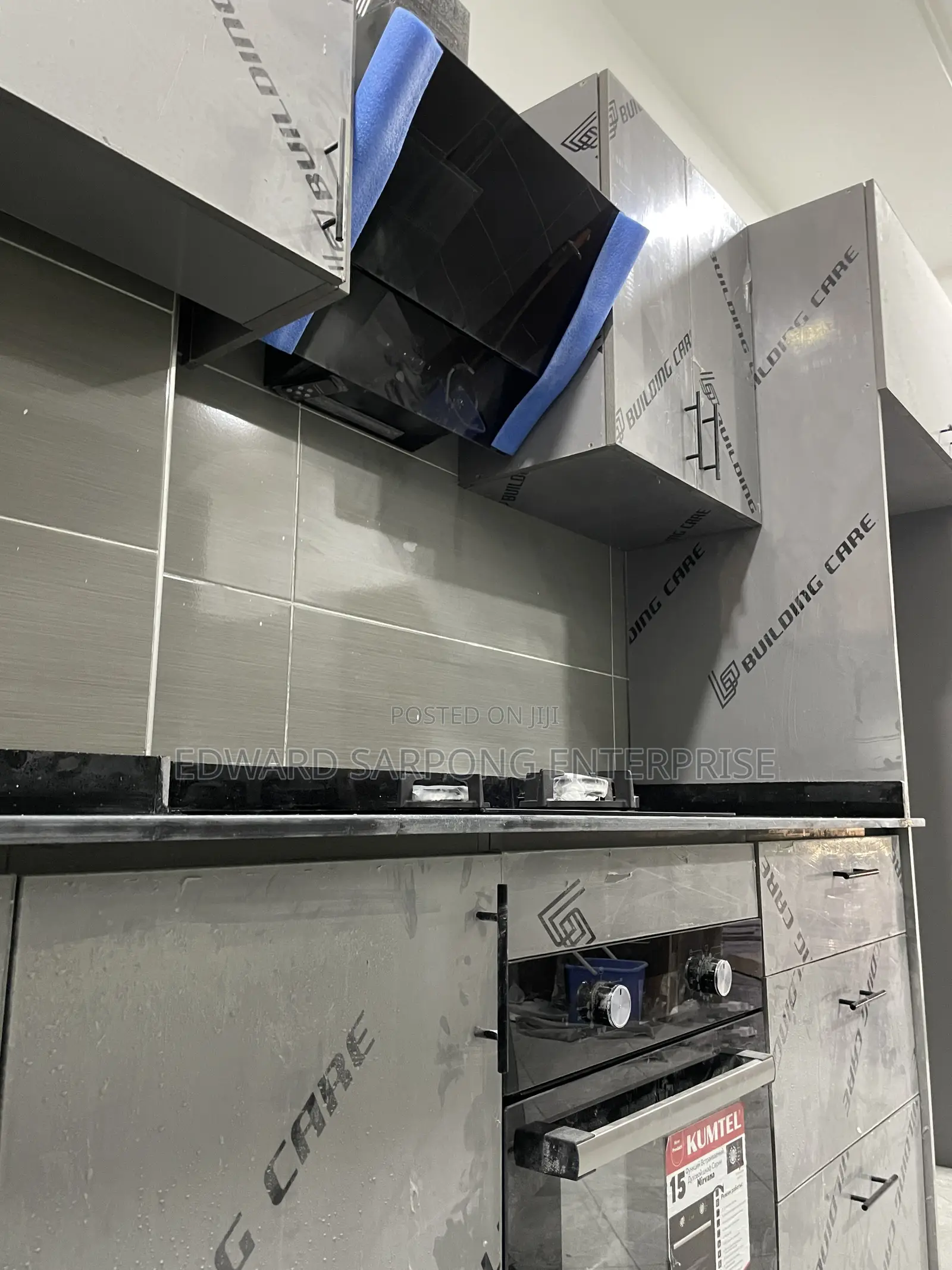 Kitchen Cabinets and Countertops