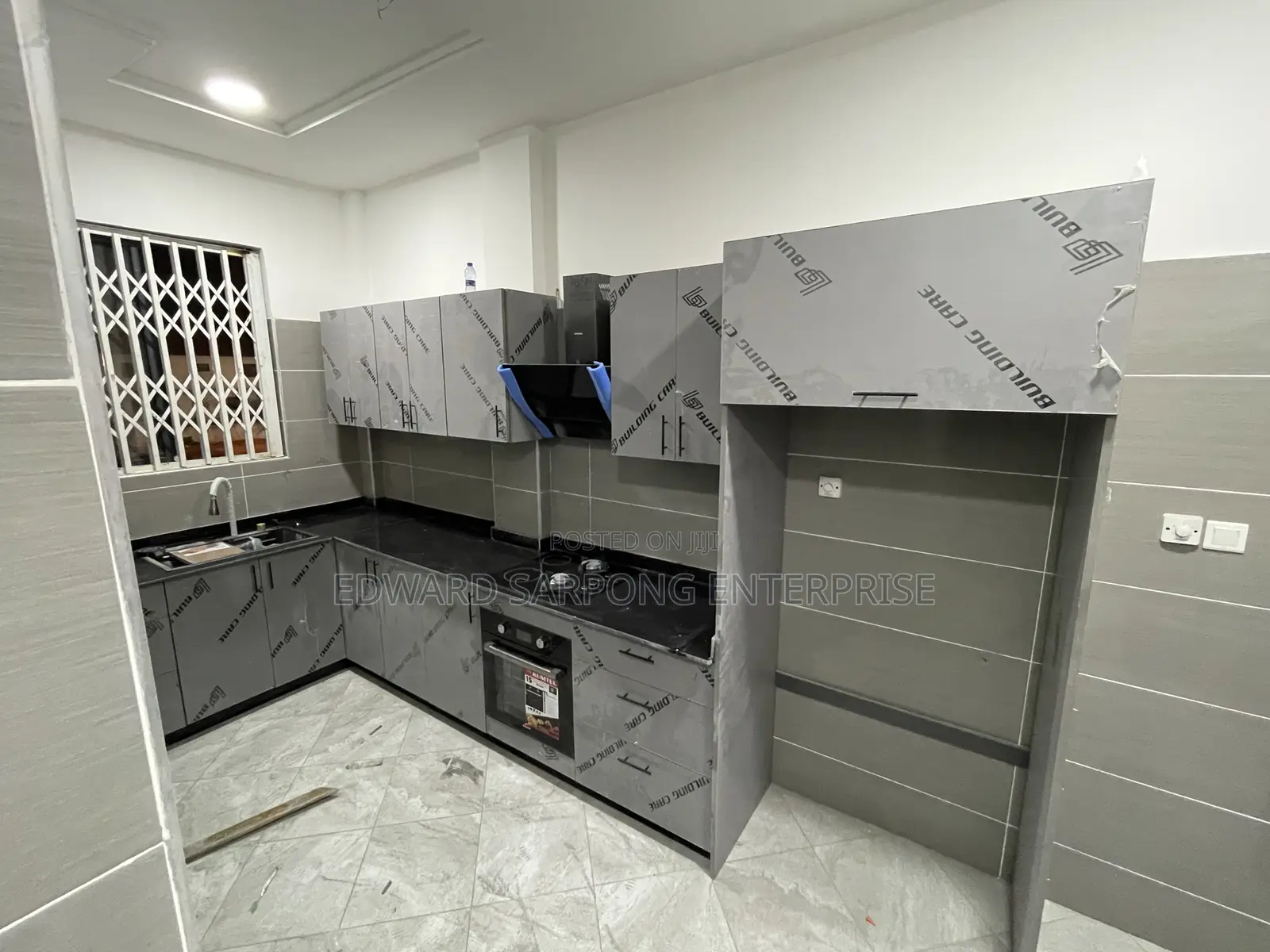 Kitchen Cabinets and Countertops