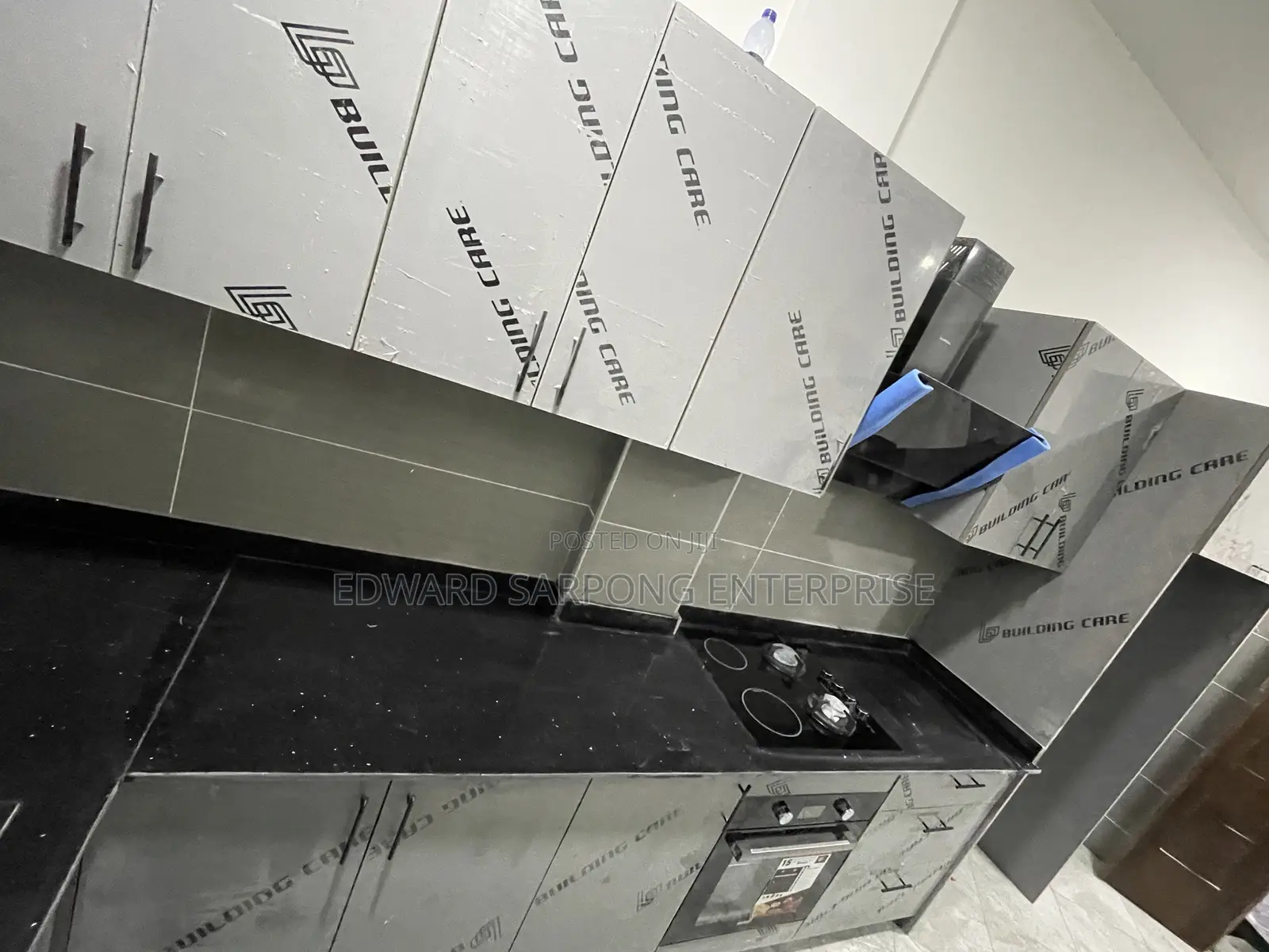 Kitchen Cabinets and Countertops