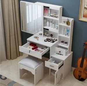 Neatly Sealed Dressing Mirror