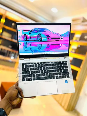 Photo - Laptop HP EliteBook 830 G8 16GB Intel Core I5 SSD 256GB