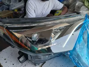 RAV4 2016,2017,2018 Headlights Led Pair