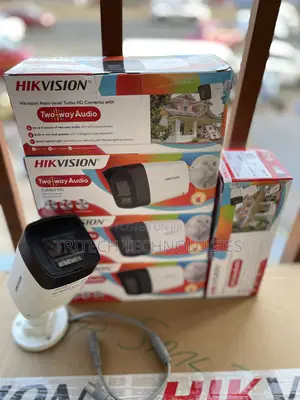 Hikvision Colorvu 2mp Two Way Audio Siren Outdoor Camera