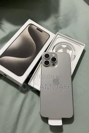 New Apple iPhone 15 Pro Max 512 GB Silver