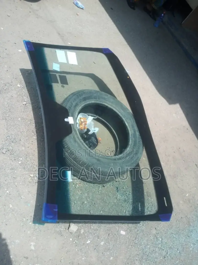 Hyundai Santafe 2020 Windshield