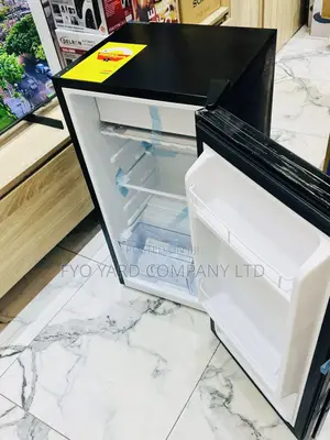 Top Notch Pearl Table Top Fridge With Freezer
