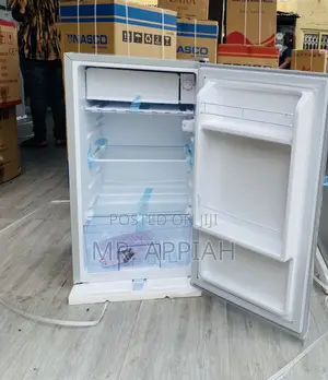Shop Authentic Pearl Pf —111h Single Door Table Top Fridge