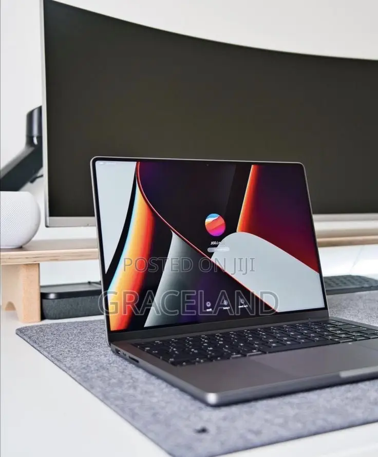 New Laptop Apple MacBook Air 2024 M3 13-Inch 8GB Apple M3 SSD 256GB