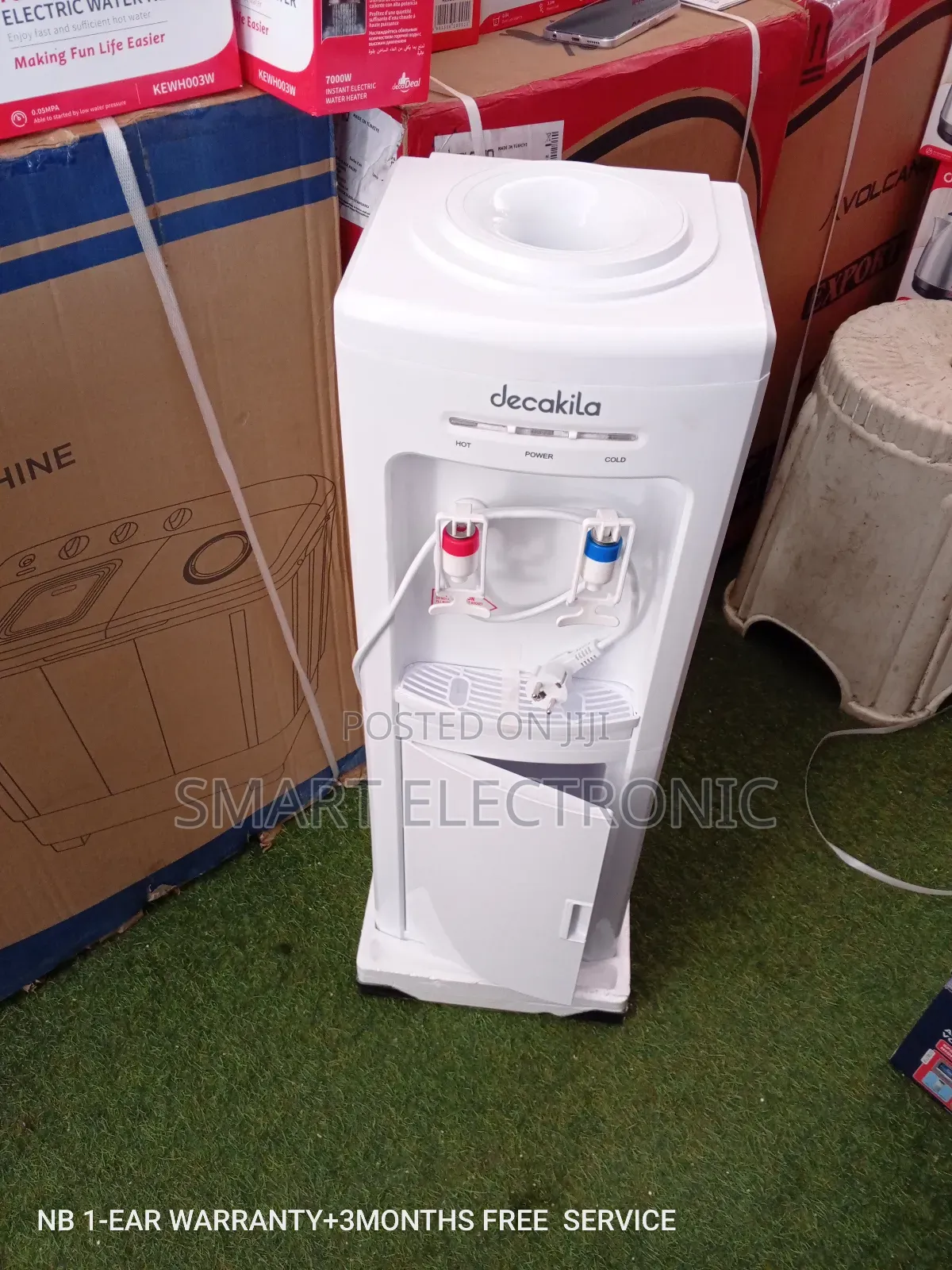 Durable Decakila Water Dispense Water Dispenser With Cabinet
