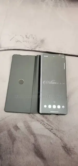 New Samsung Galaxy Z Fold4 256 GB Black