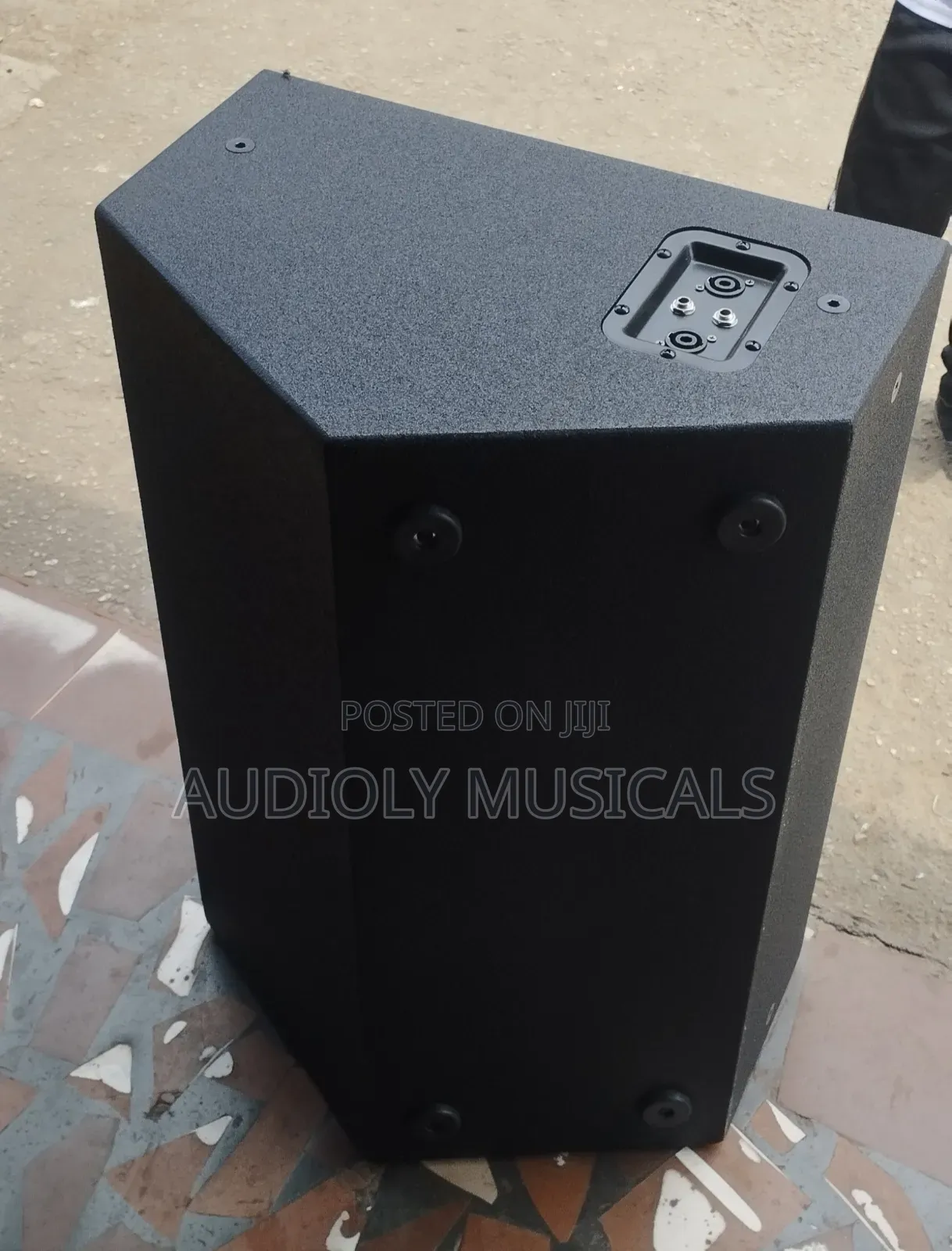 Yamaha Passive Speaker