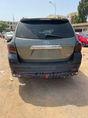 Toyota Highlander 2011-13 Spec Bumper FXB