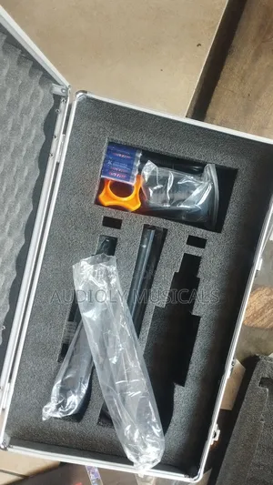 AST 8000 Sure Microphone