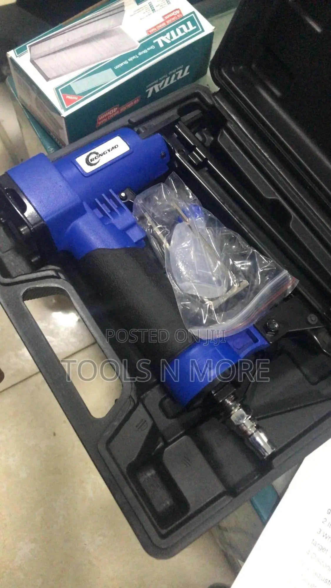 Air Staple Gun