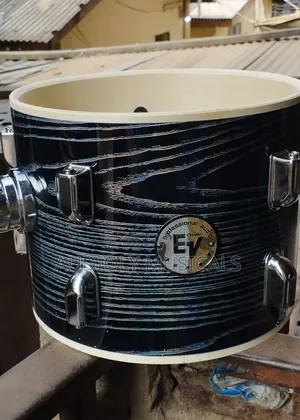 Full Set 5-Piece Yamaha Gigmarker Drums